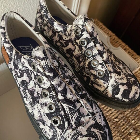 Blowfish Malibu Kids Dinosaur Bones Black and White Loafers New Size 2 - Picture 5 of 15